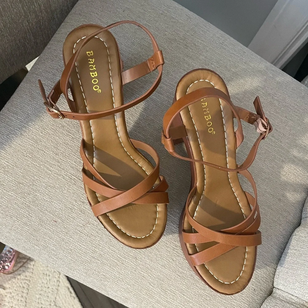 Bamboo Platform Strappy Tan Sandals‎